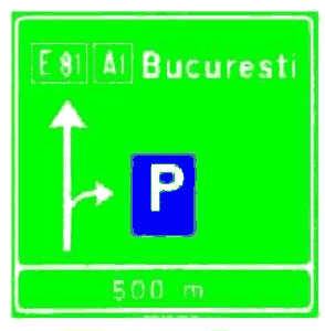 Presemnalizare pe autostradă pentru parcare