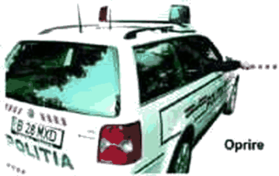 Semnalele polițistului din autovehiculul de poliție